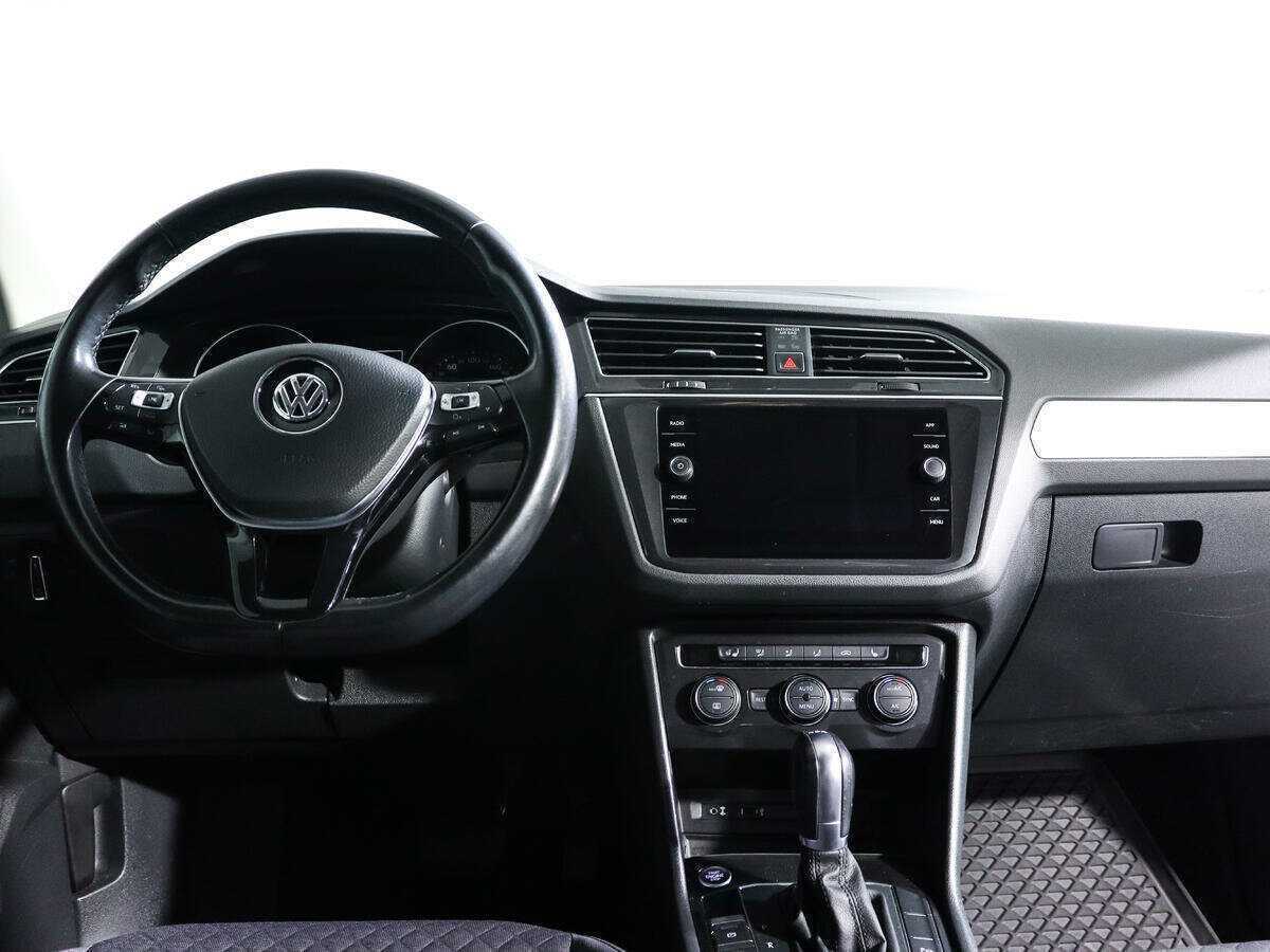 Volkswagen Tiguan б/у, 2017, Роботизированная. Фото: #9