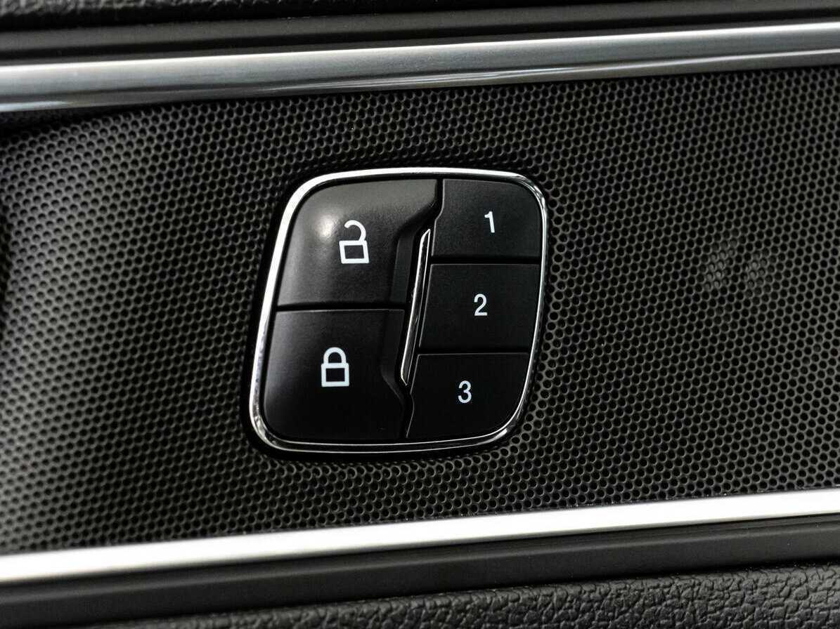 Ford Explorer б/у, 2017, Автоматическая. Фото: #18
