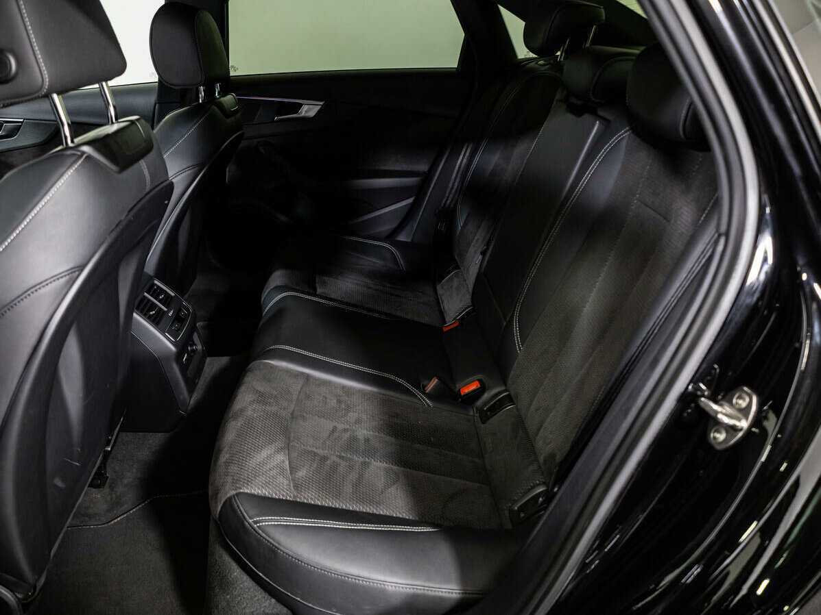 Audi A4 б/у, 2019, Роботизированная. Фото: #7