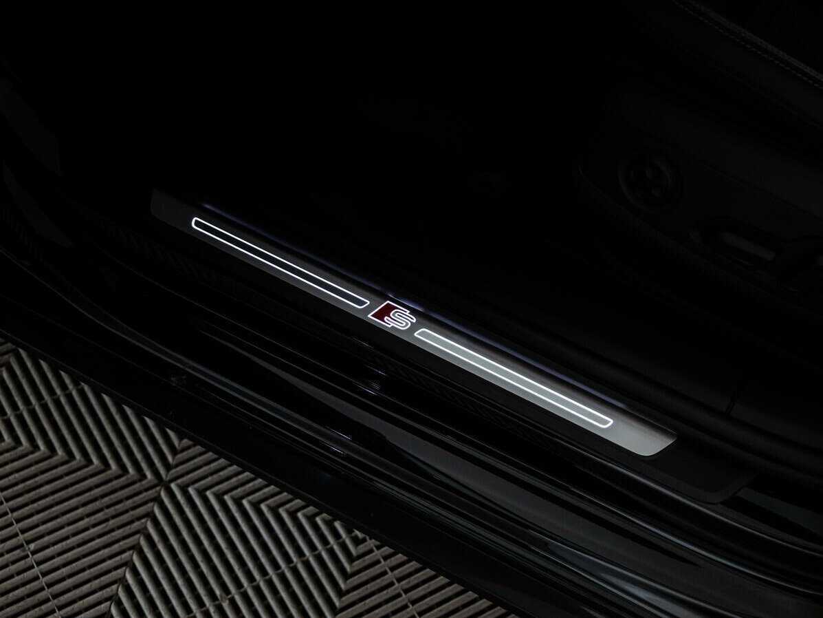 Audi A4 б/у, 2019, Роботизированная. Фото: #23