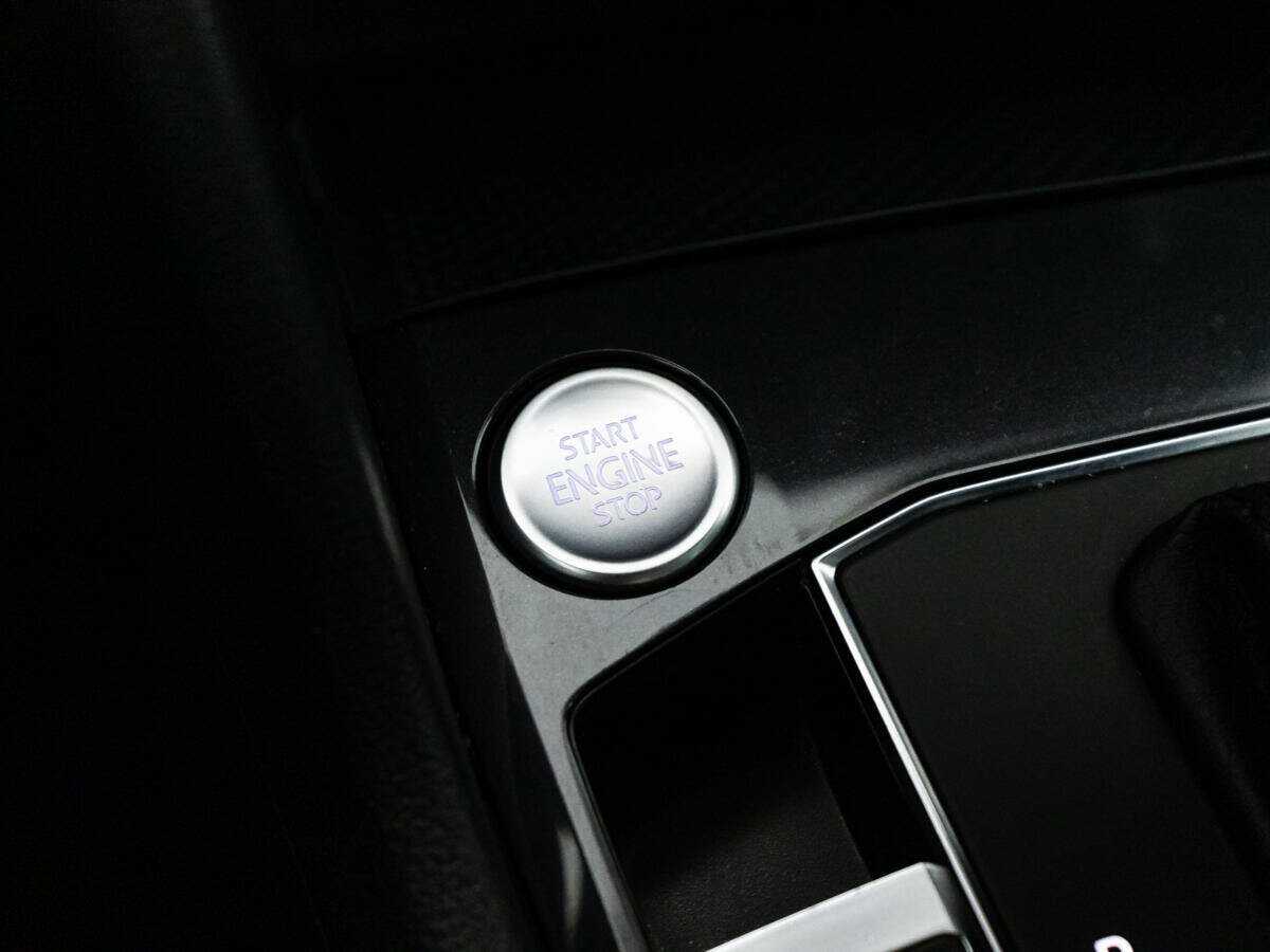 Volkswagen Tiguan б/у, 2017, Роботизированная. Фото: #18