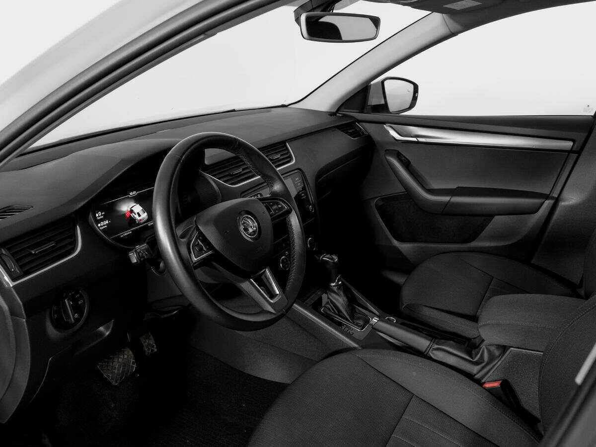 Skoda Octavia б/у, 2019, Роботизированная. Фото: #15