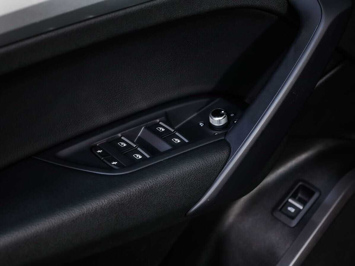 Audi Q5 б/у, 2018, Роботизированная. Фото: #15