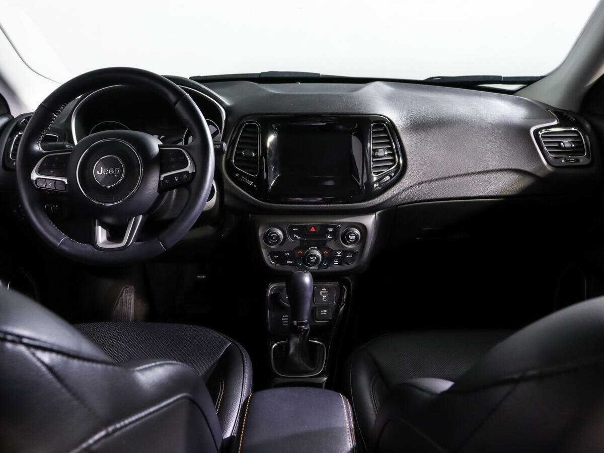 Jeep Compass б/у, 2019, Автоматическая. Фото: #9