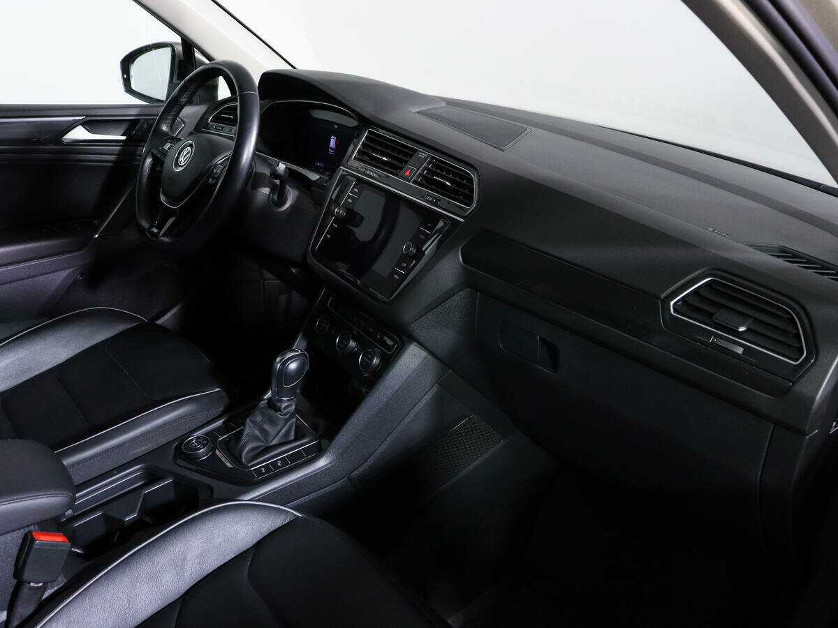 Volkswagen Tiguan б/у, 2018, Роботизированная. Фото: #6