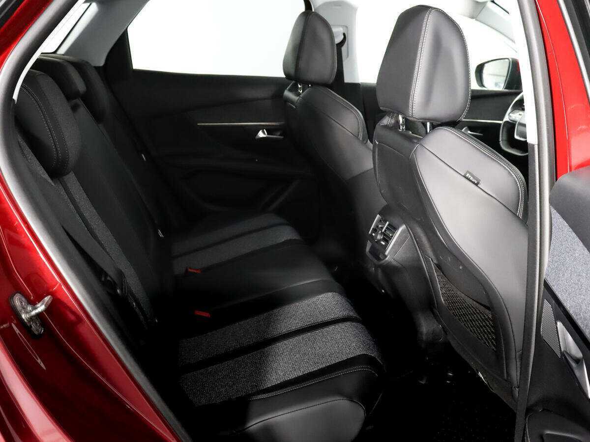 Peugeot 3008 б/у, 2017, Автоматическая. Фото: #10