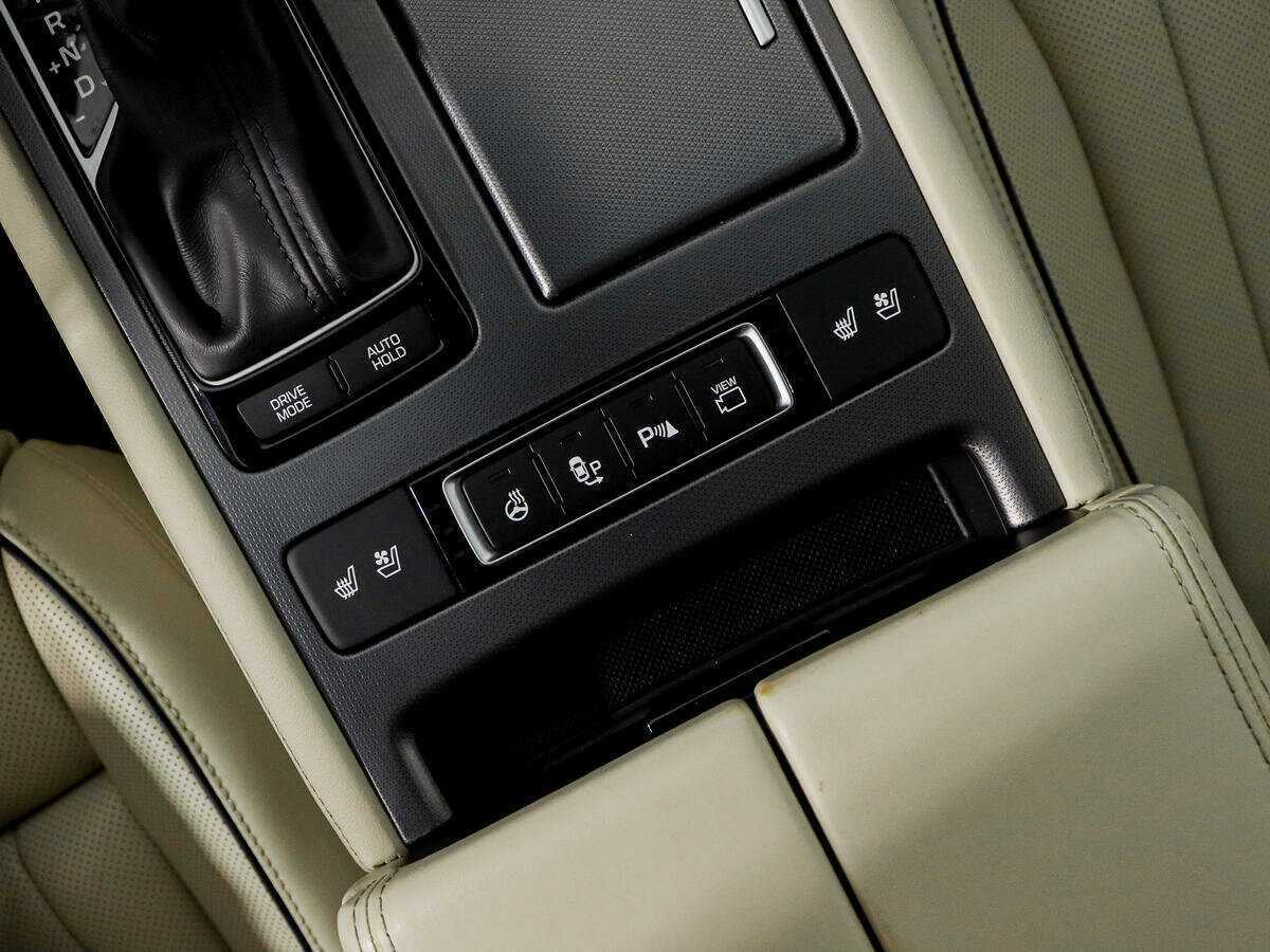 Hyundai Genesis б/у, 2015, Автоматическая. Фото: #9