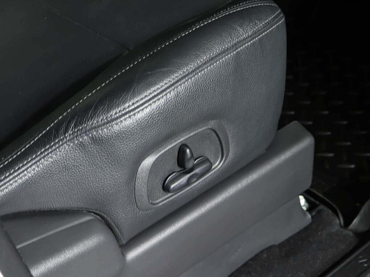 Mitsubishi Pajero б/у, 2014, Автоматическая. Фото: #13