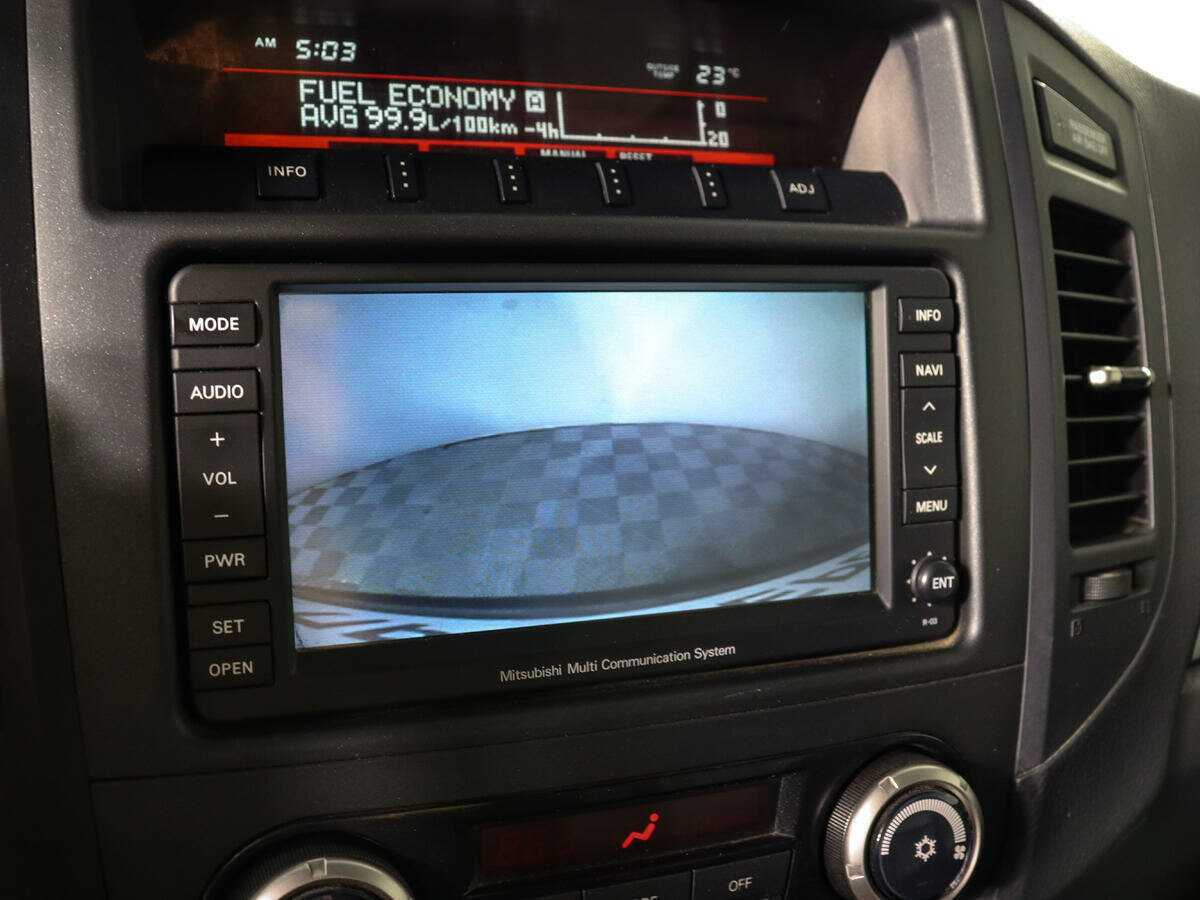 Mitsubishi Pajero б/у, 2012, Автоматическая. Фото: #12