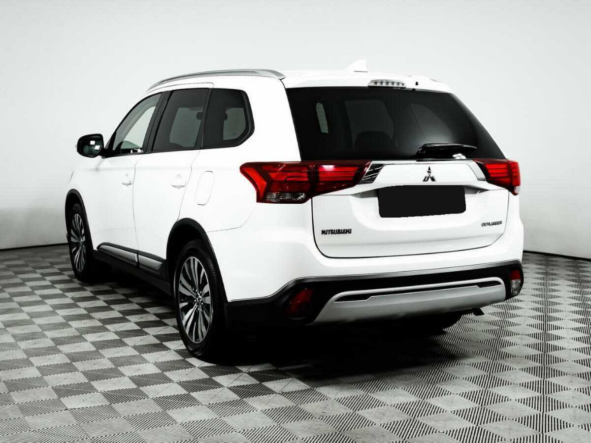 Mitsubishi Outlander б/у, 2019, Вариатор. Фото: #6
