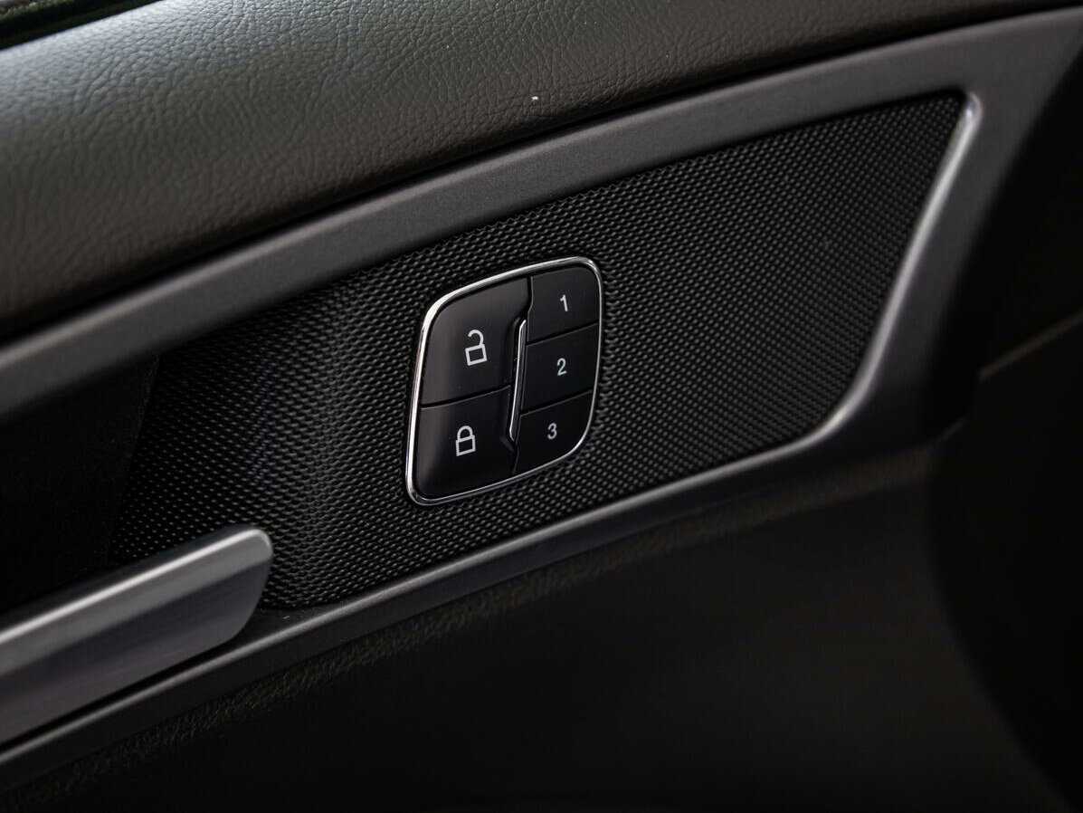 Ford Mondeo б/у, 2018, Автоматическая. Фото: #18