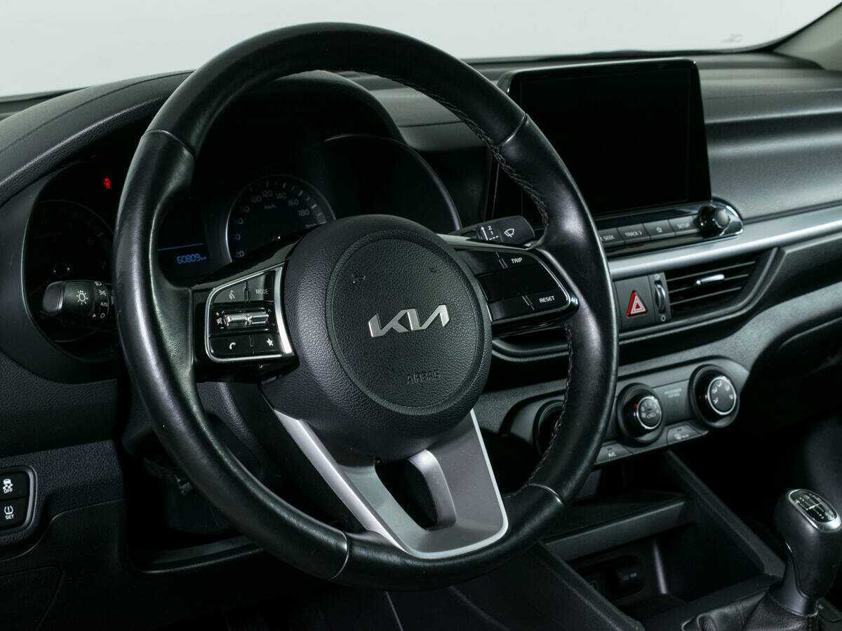 Kia Cerato б/у, 2021, Механическая. Фото: #13
