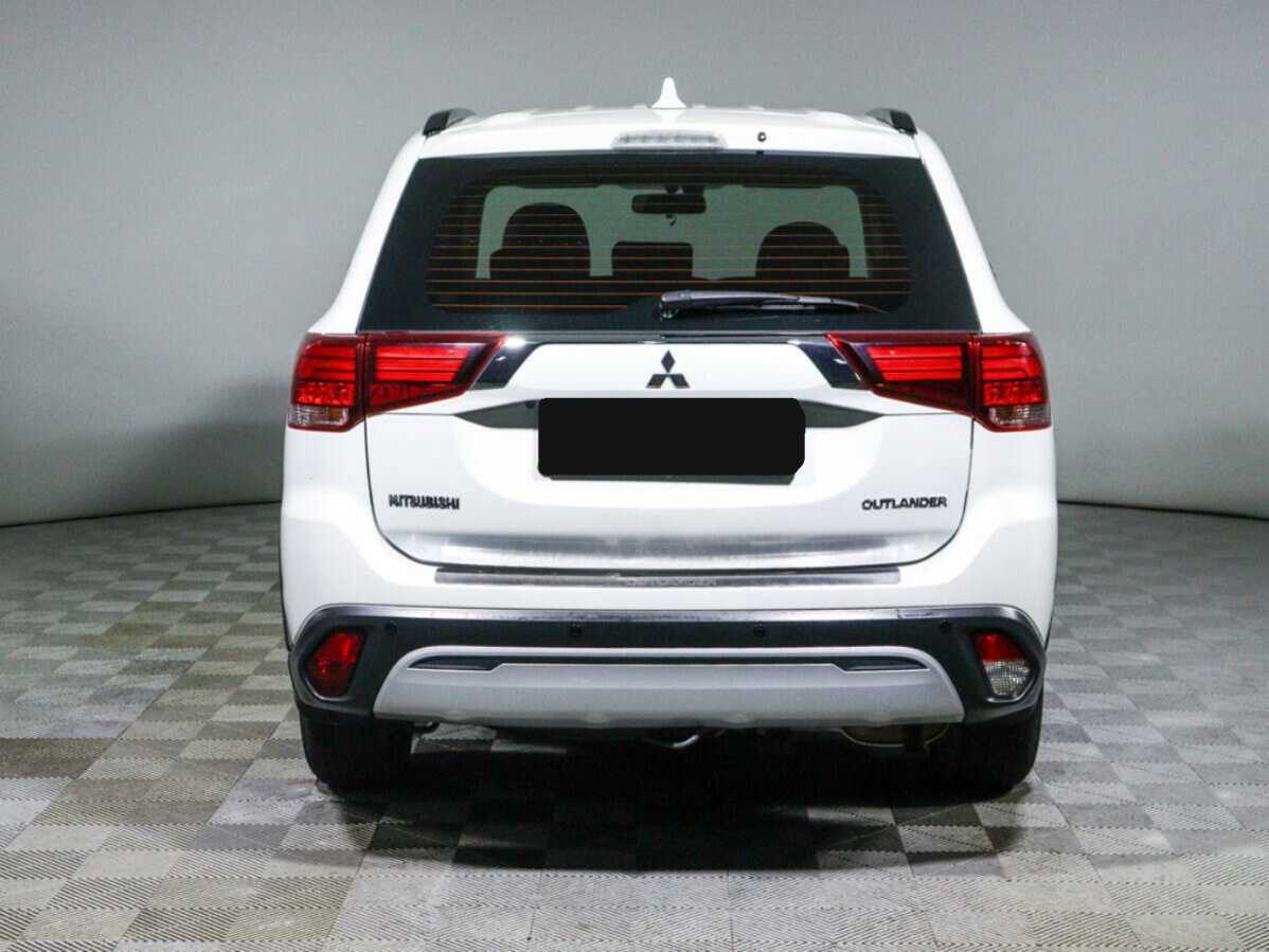 Mitsubishi Outlander б/у, 2019, Вариатор. Фото: #4