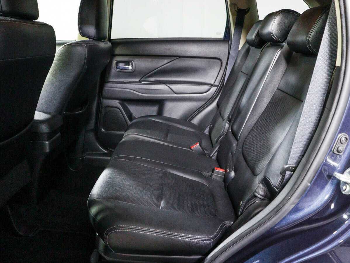 Mitsubishi Outlander б/у, 2018, Вариатор. Фото: #8