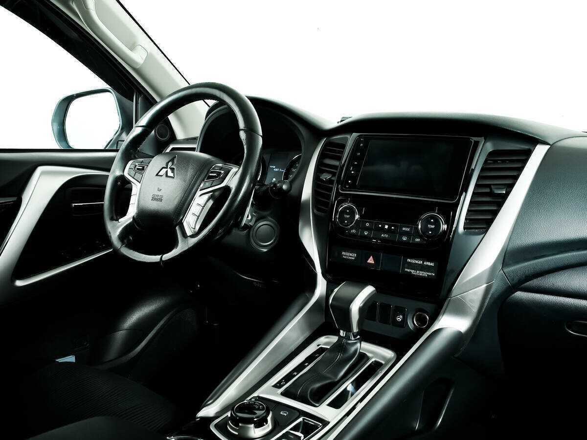 Mitsubishi Pajero Sport б/у, 2019, Автоматическая. Фото: #8