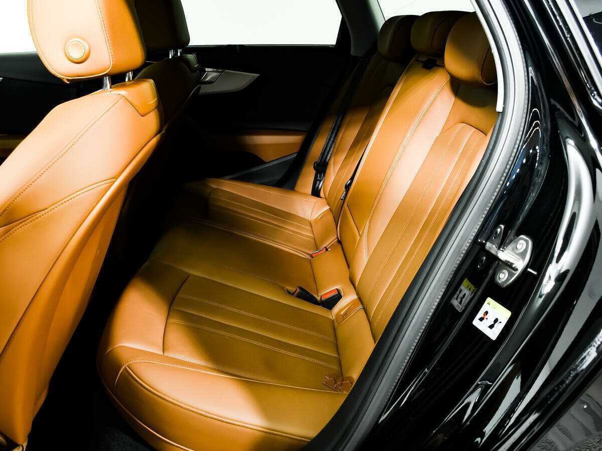 Audi A4 б/у, 2019, Роботизированная. Фото: #11