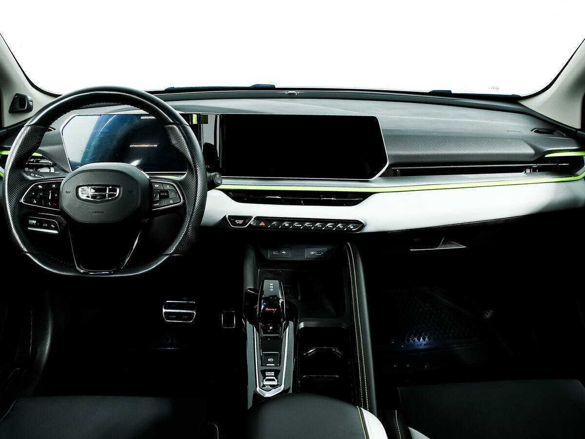 Geely Coolray б/у, 2022, Роботизированная. Фото: #10