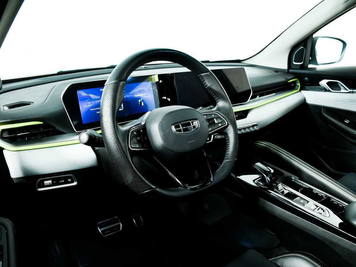 Geely Coolray б/у, 2022, Роботизированная. Фото: #12