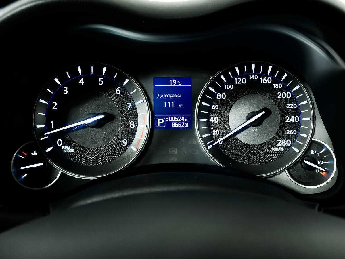 Infiniti Q70 б/у, 2016, Автоматическая. Фото: #9