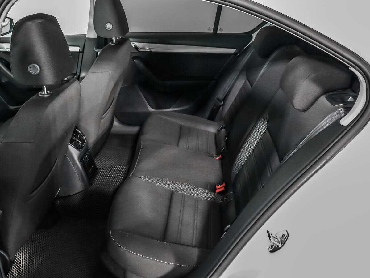 Skoda Octavia б/у, 2018, Роботизированная. Фото: #9