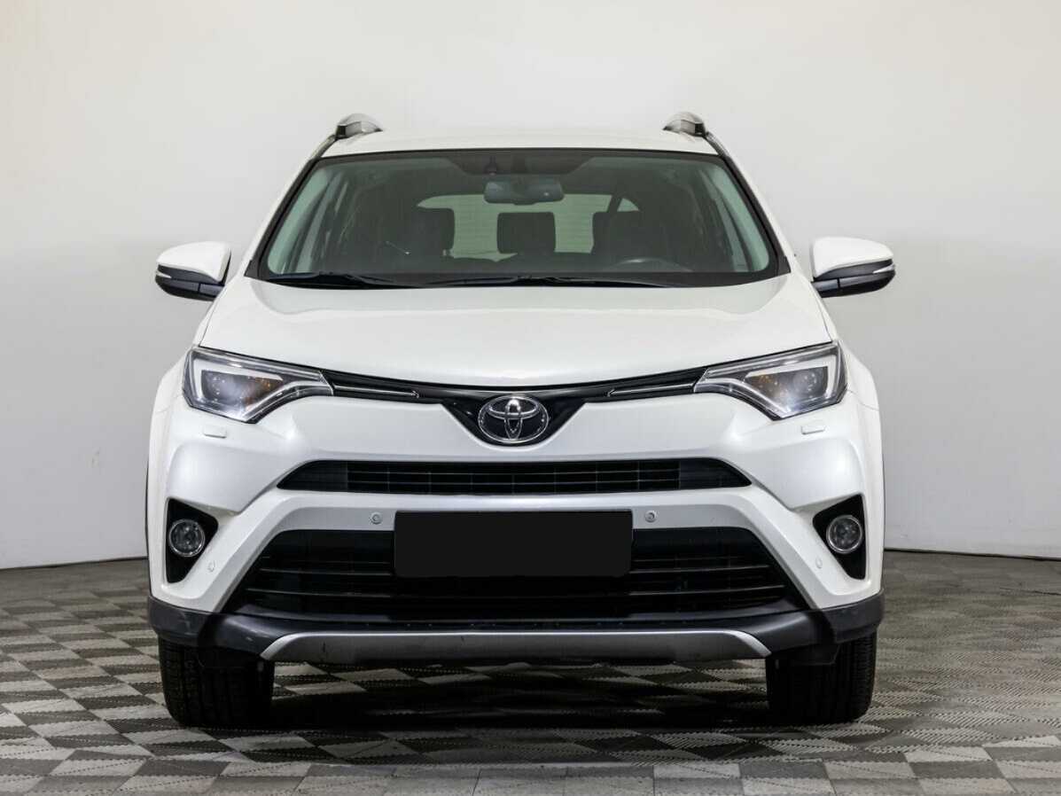 Toyota RAV4 б/у, 2018, Автоматическая. Фото: #1
