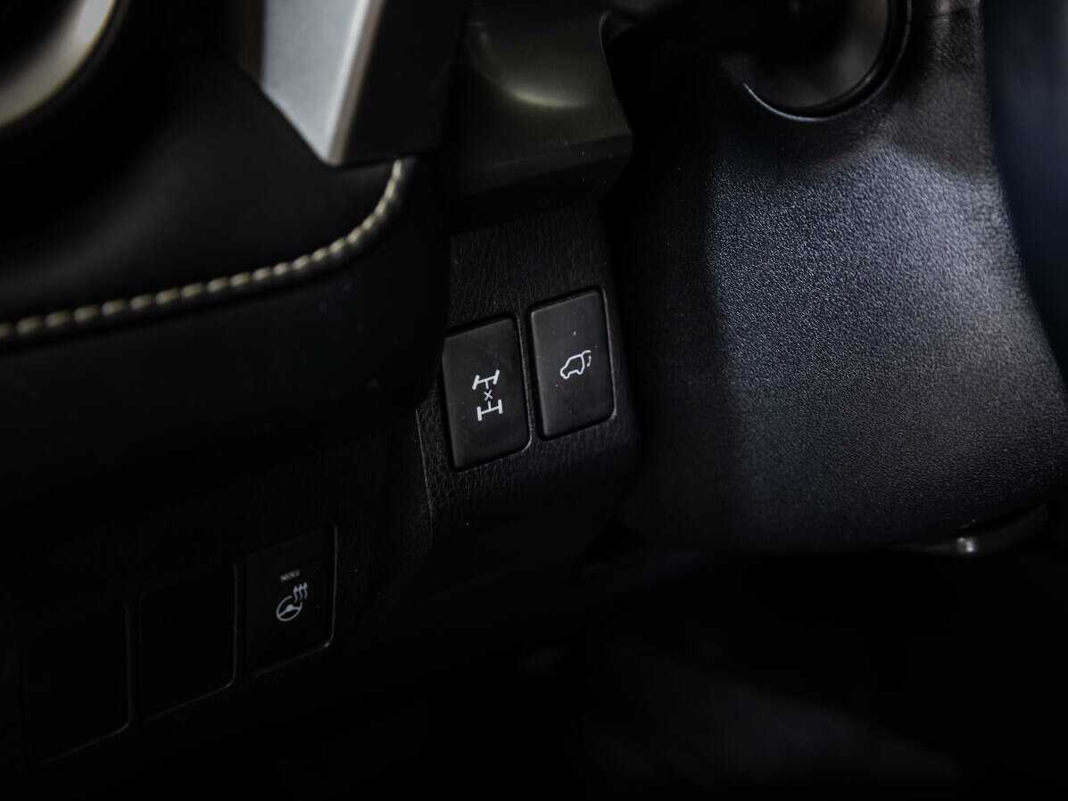 Toyota RAV4 б/у, 2018, Автоматическая. Фото: #14