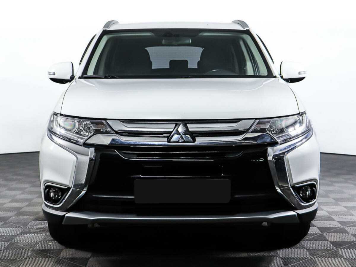 Mitsubishi Outlander б/у, 2018, Вариатор. Фото: #1