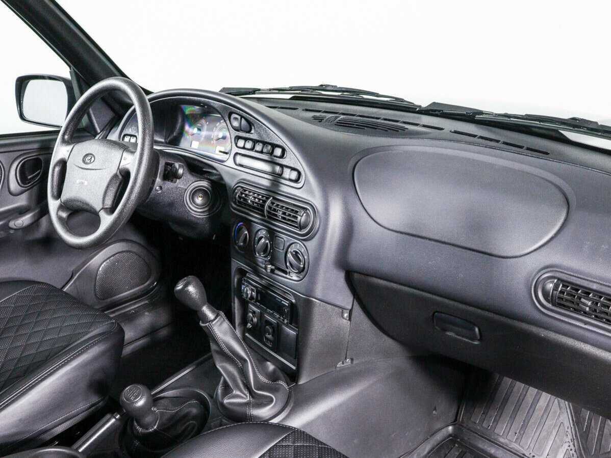 Lada (ВАЗ) Niva б/у, 2023, Механическая. Фото: #8