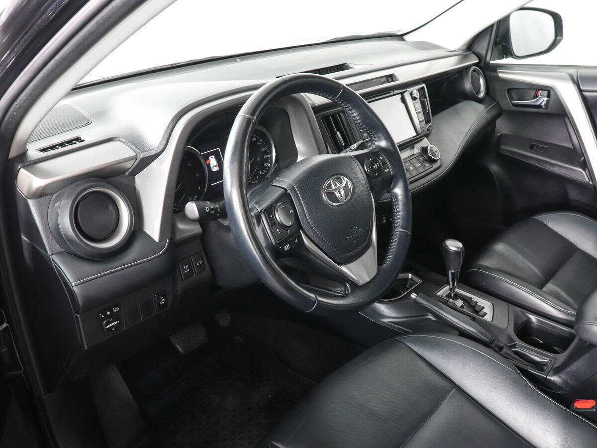 Toyota RAV4 б/у, 2018, Автоматическая. Фото: #8