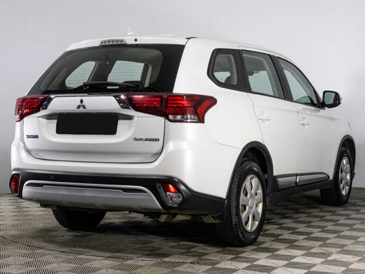 Mitsubishi Outlander б/у, 2020, Вариатор. Фото: #4