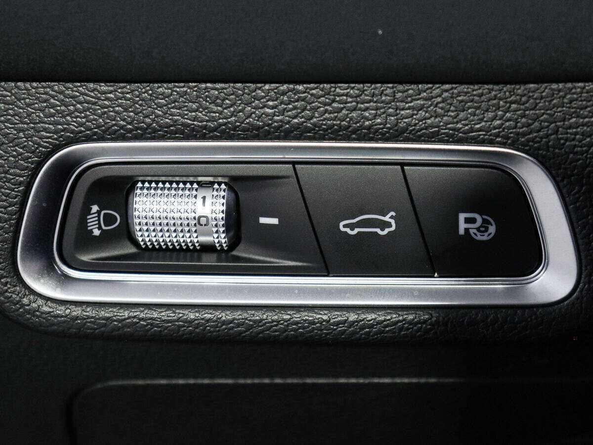 Geely Coolray б/у, 2023, Роботизированная. Фото: #20