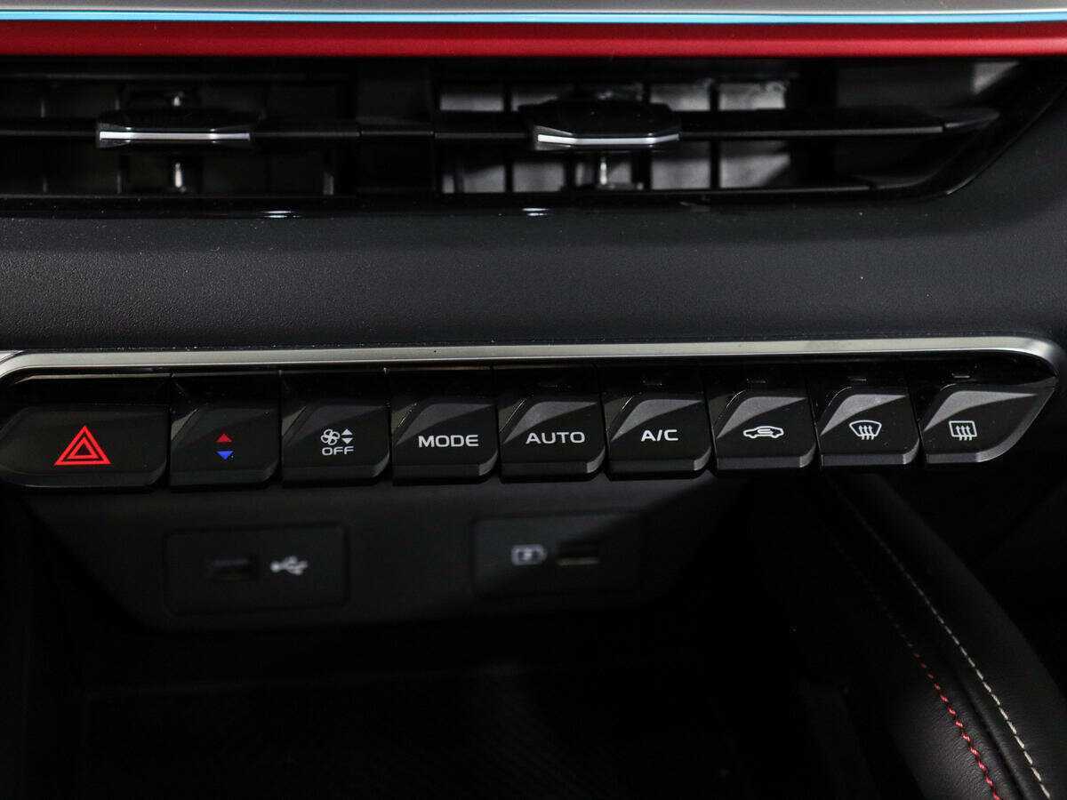 Geely Coolray б/у, 2023, Роботизированная. Фото: #23