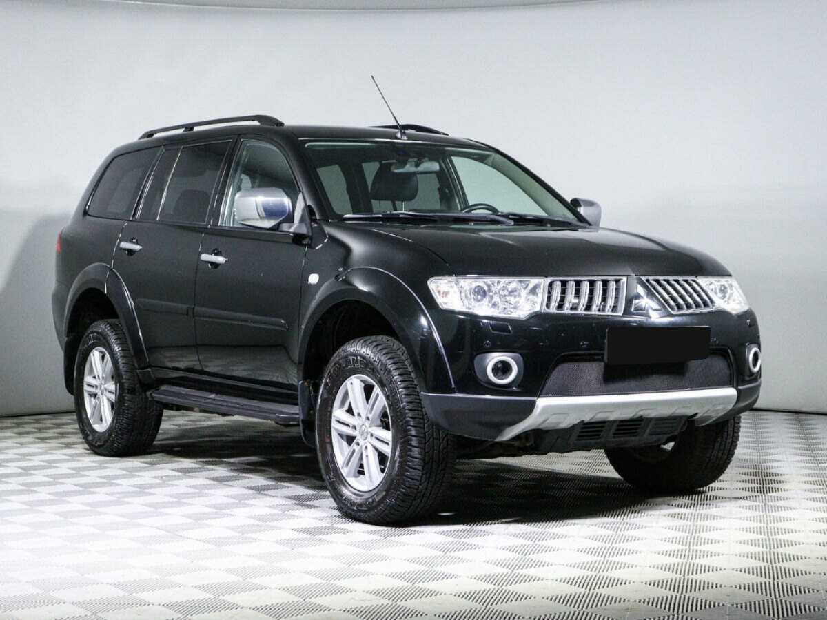 Mitsubishi Pajero Sport б/у, 2012, Автоматическая. Фото: #2
