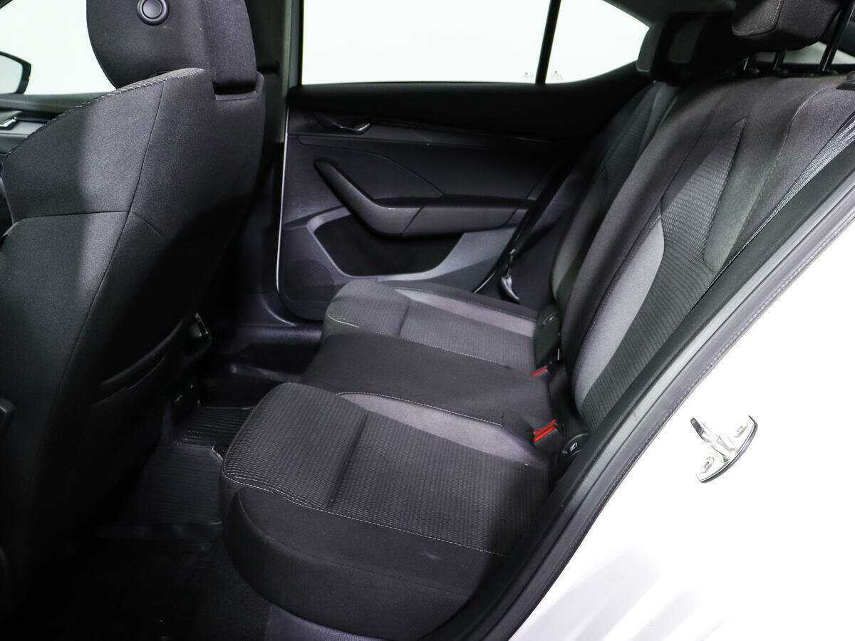 Skoda Octavia б/у, 2021, Автоматическая. Фото: #9