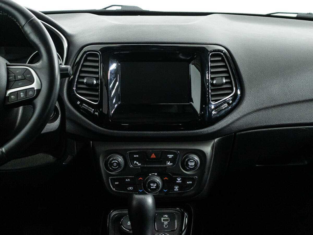 Jeep Compass б/у, 2017, Автоматическая. Фото: #13