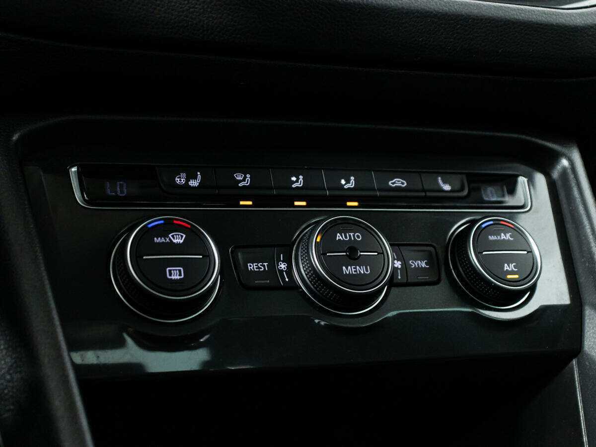 Volkswagen Tiguan б/у, 2018, Роботизированная. Фото: #15