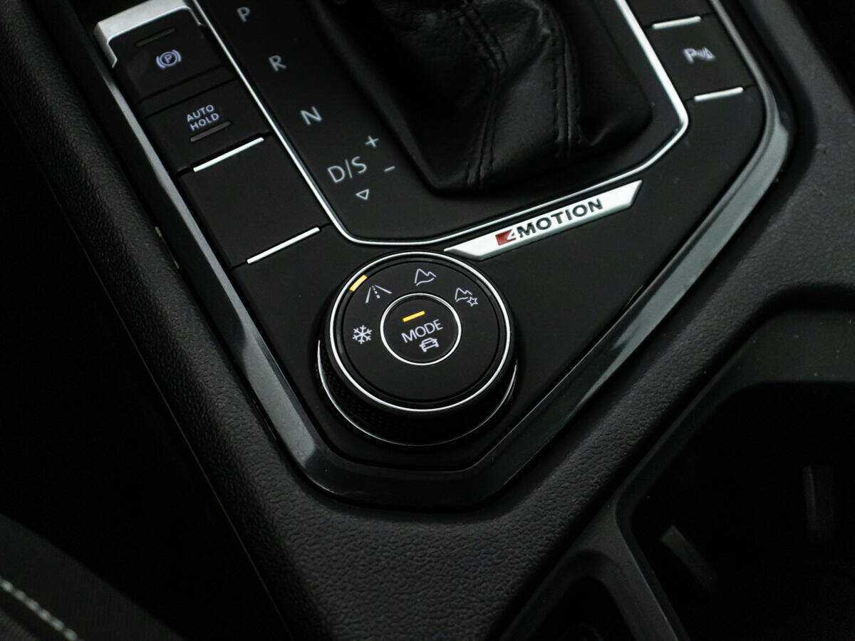 Volkswagen Tiguan б/у, 2018, Роботизированная. Фото: #16