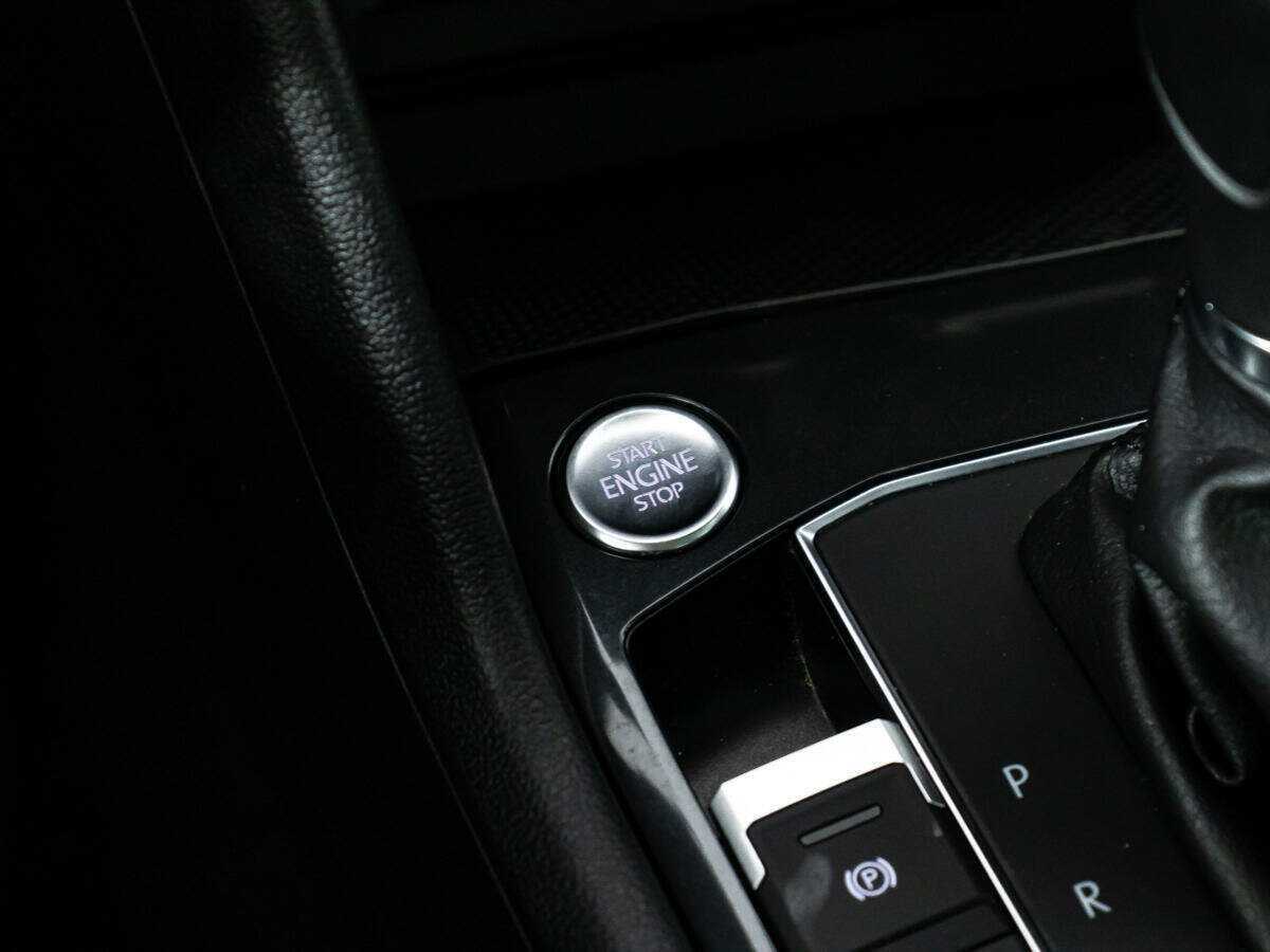 Volkswagen Tiguan б/у, 2018, Роботизированная. Фото: #17