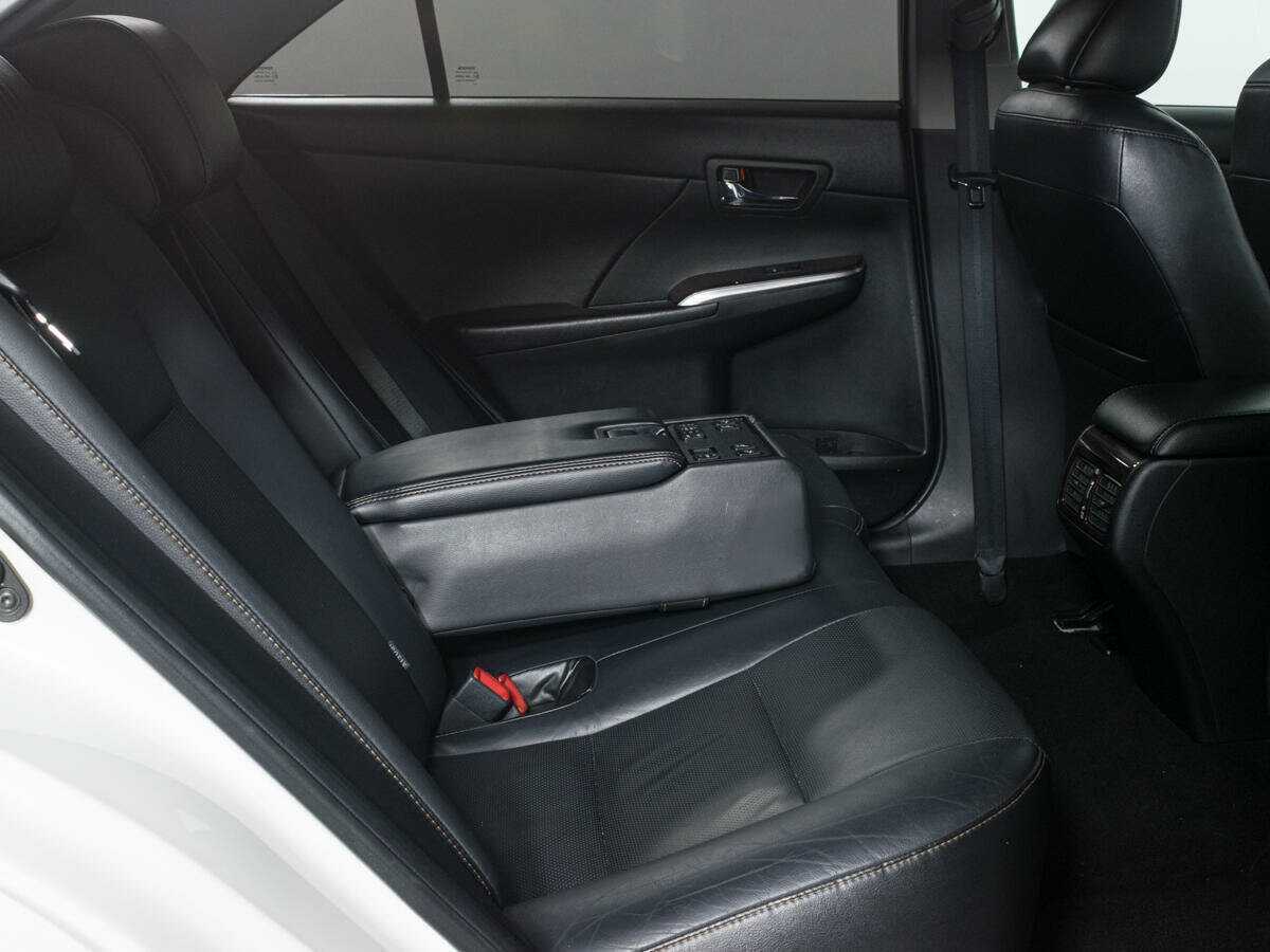 Toyota Camry б/у, 2017, Автоматическая. Фото: #9