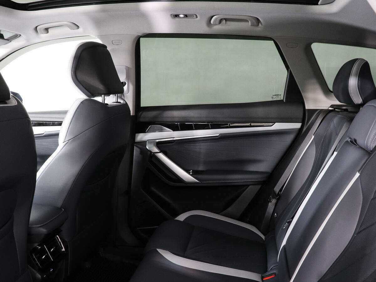 Geely Atlas б/у, 2024, Роботизированная. Фото: #11