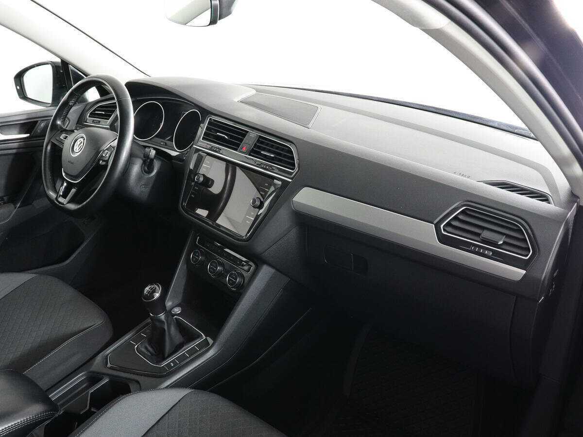 Volkswagen Tiguan б/у, 2019, Механическая. Фото: #9