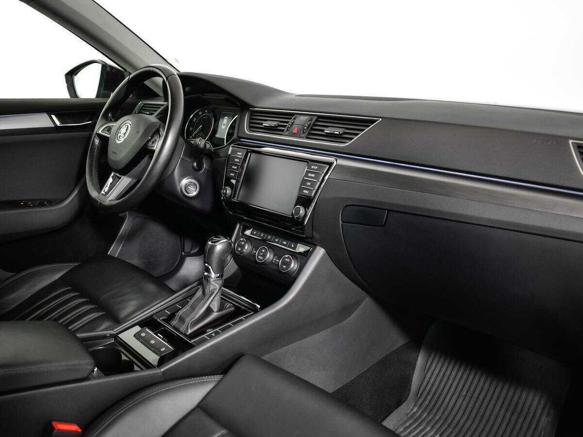 Skoda Superb б/у, 2016, Роботизированная. Фото: #8