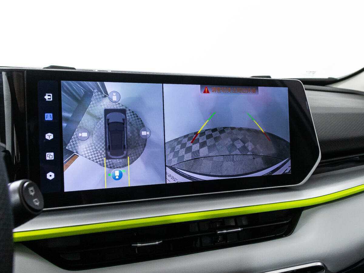 Geely Coolray б/у, 2023, Роботизированная. Фото: #17