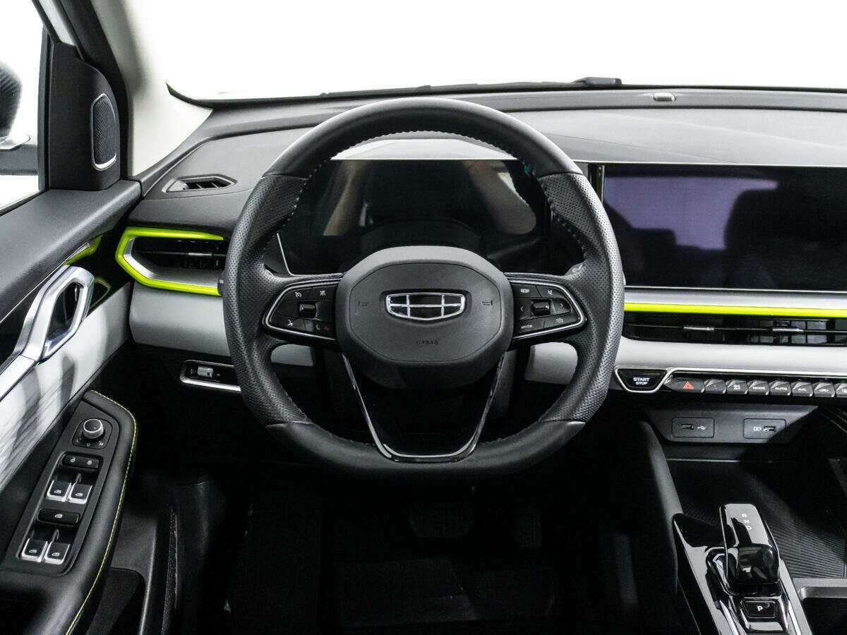 Geely Coolray б/у, 2023, Роботизированная. Фото: #21