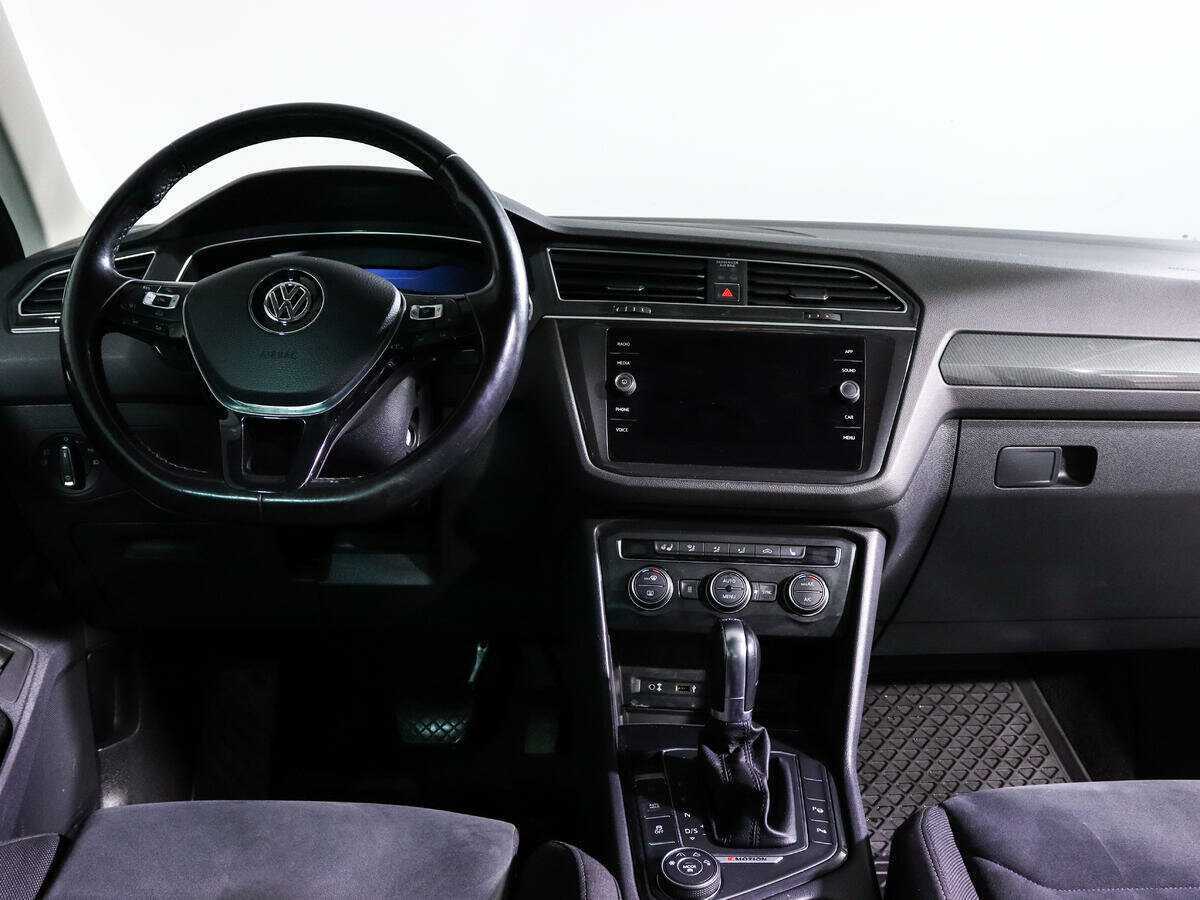 Volkswagen Tiguan б/у, 2017, Роботизированная. Фото: #9