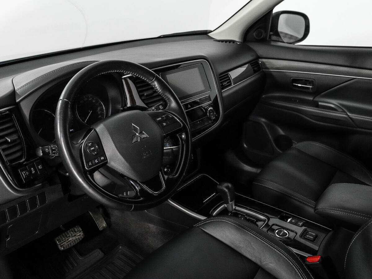Mitsubishi Outlander б/у, 2019, Вариатор. Фото: #6