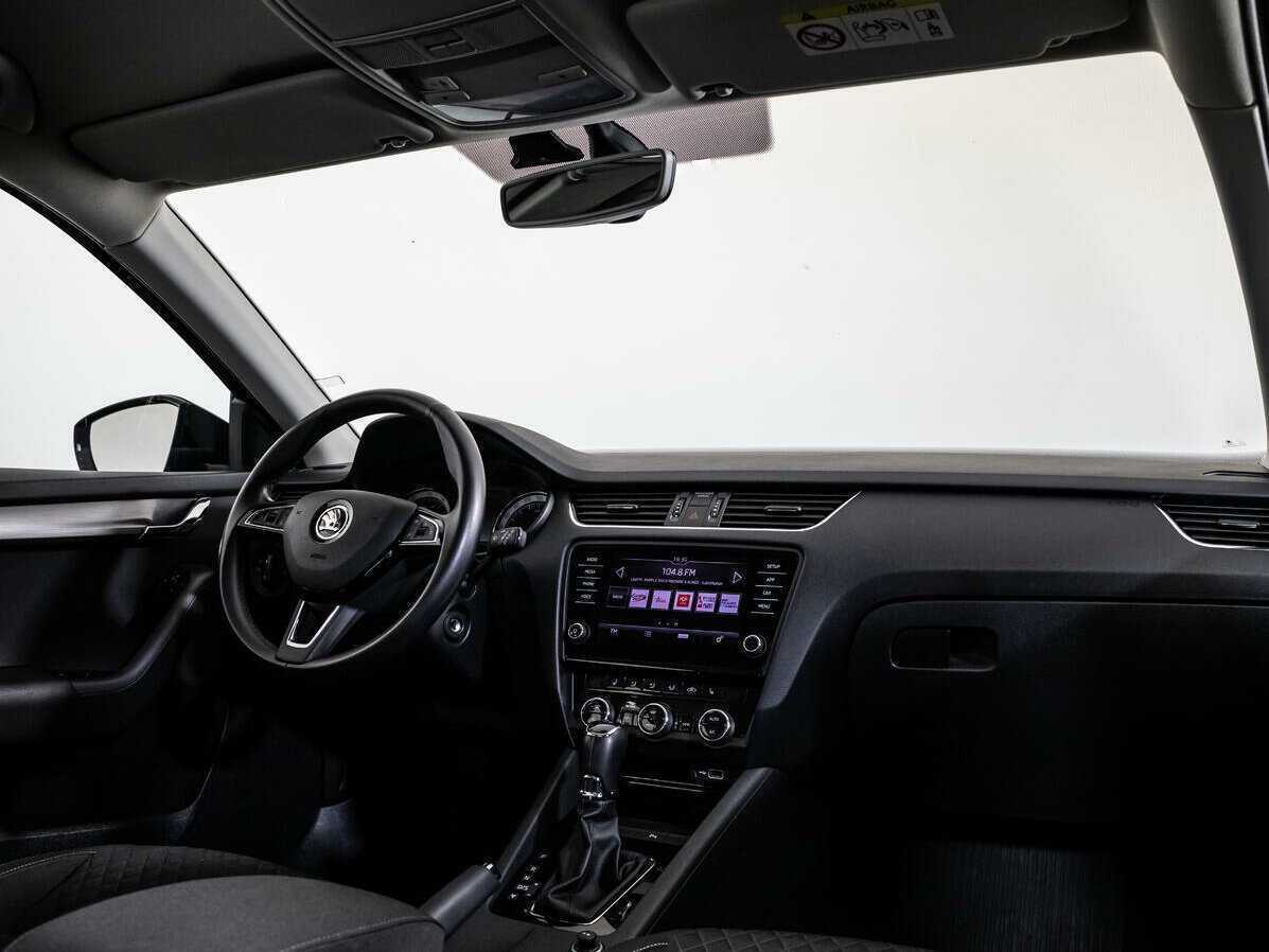 Skoda Octavia б/у, 2018, Роботизированная. Фото: #8