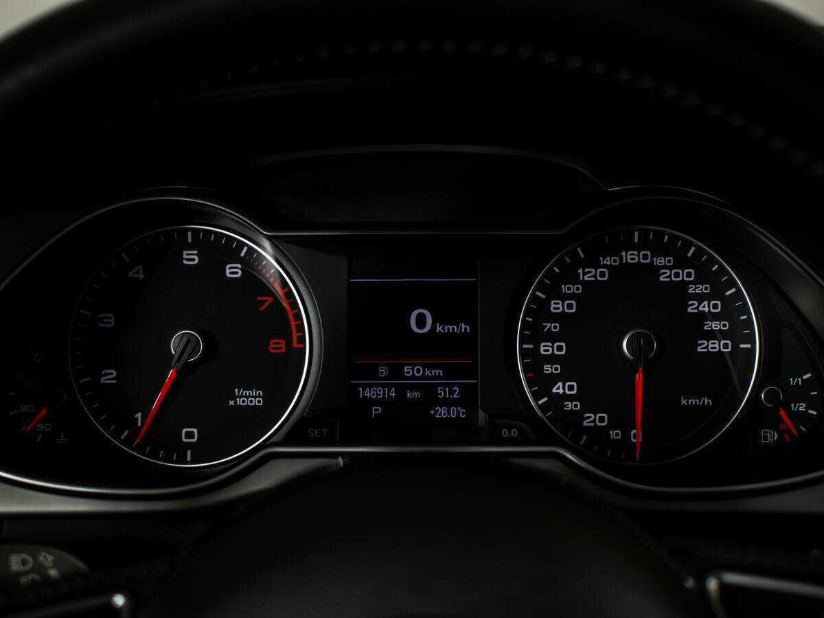 Audi A4 б/у, 2014, Роботизированная. Фото: #10