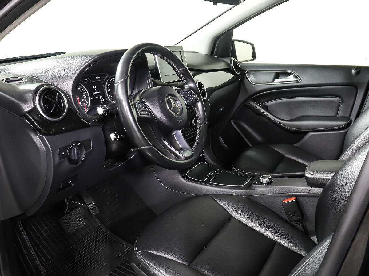 Mercedes-Benz B-Класс б/у, 2015, Роботизированная. Фото: #12