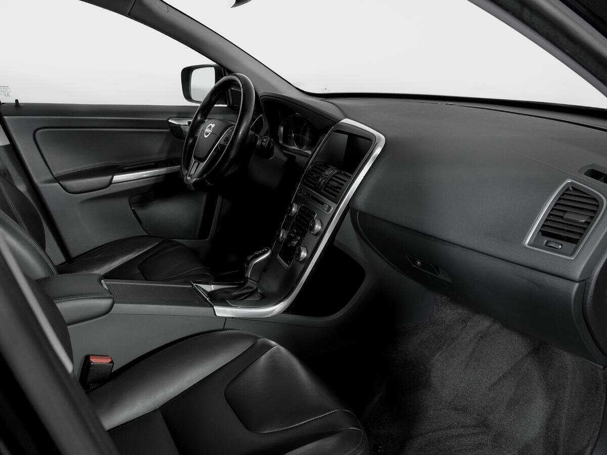 Volvo XC60 б/у, 2016, Автоматическая. Фото: #8